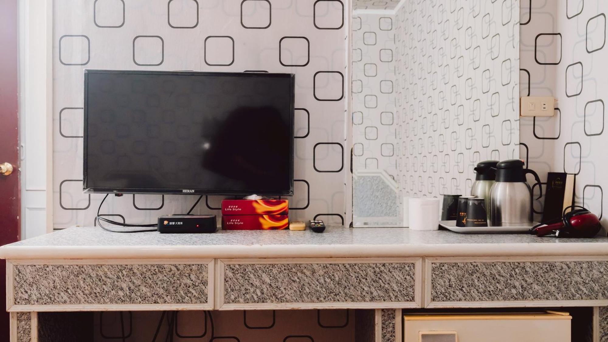 Tong Hsin Hotel Pingtung Экстерьер фото